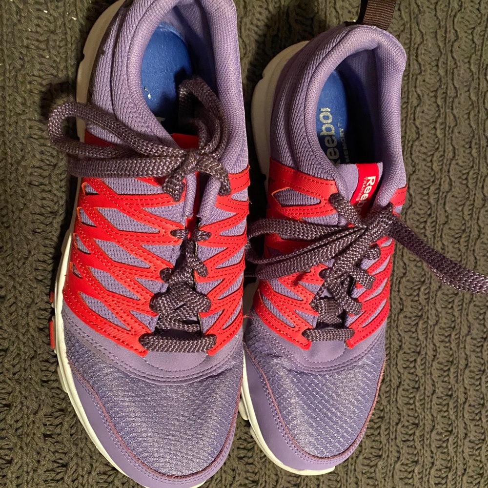 Reebok memory gel sneaker